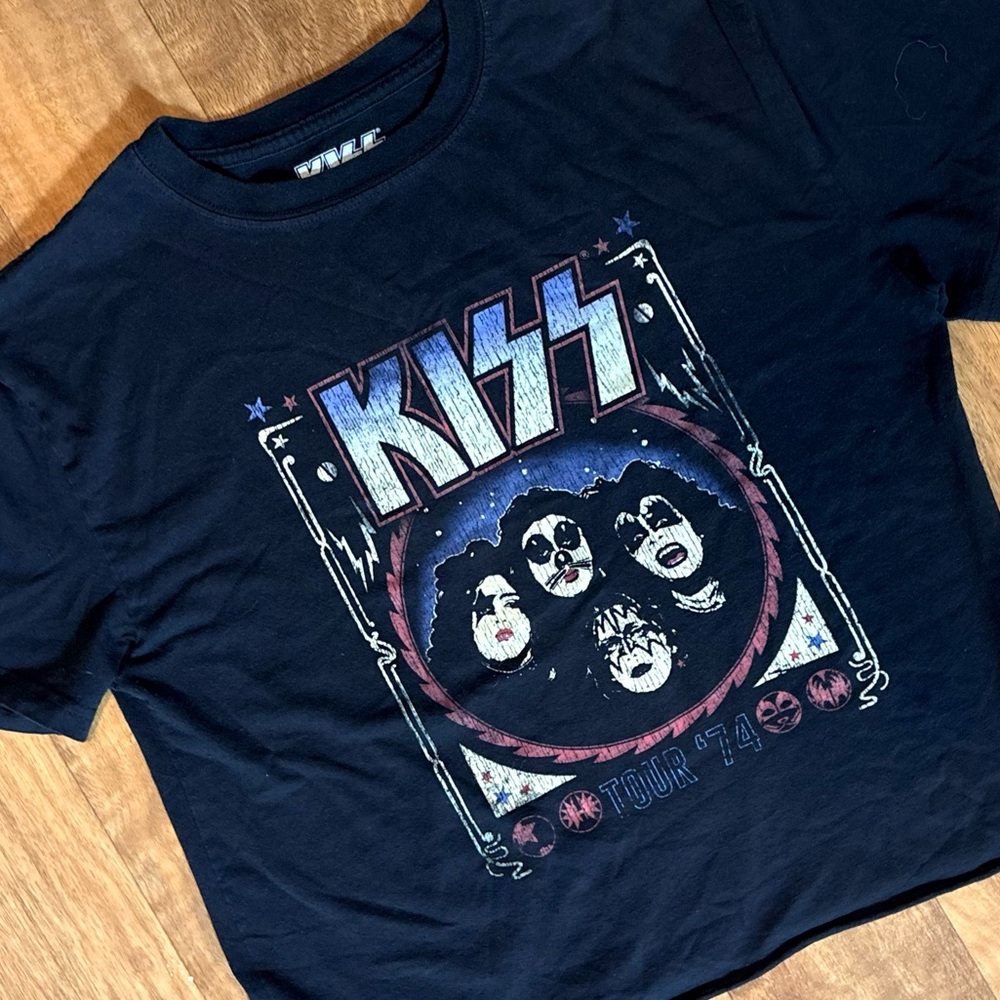 KISS Crop Graphic T-Shirt Black XL